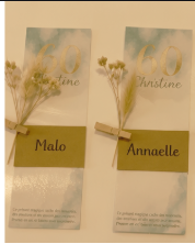 Marque-places fleuris personnalisés